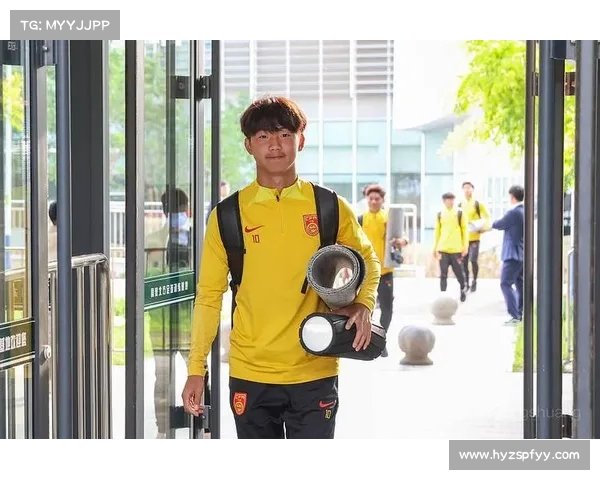 莱里达竞技官方宣布邝兆镭将于8月1日加入球队并开始随队训练