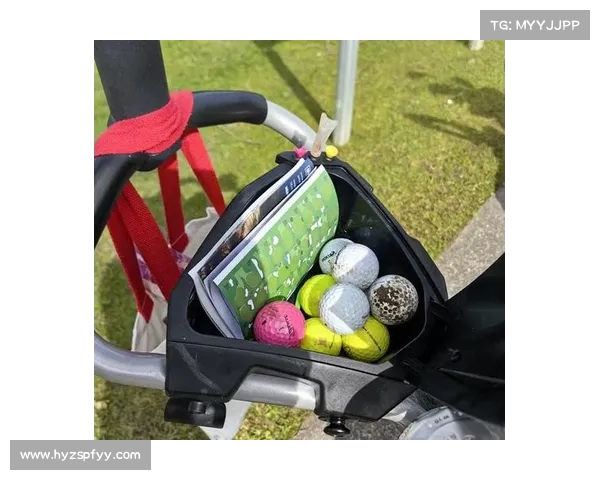 高尔夫帽的魅力与时尚风潮：探索这款运动必备配饰的历史与现代演变